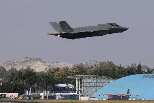 U.S. Air Force fighter aircraft F-35 takes off to perform on the fourth day of the Aero India 2025, a biennial event, at Yelahanka air base in Bengaluru, India, Thursday, Feb. 13, 2025. (AP Photo/Aijaz Rahi)