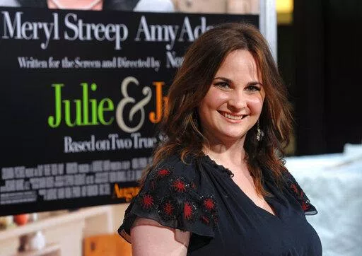 Author Julie Powell attends the premiere of "Julie & Julia" at The Ziegfeld Theatre, in New York, on July 30, 2009. Powell, who became an internet darling after blogging for a year about making every recipe in Julia Child’s “Mastering the Art of French Cooking,” leading to a book deal and a film adaptation, died of cardiac arrest on Oct. 26, 2022, at her home in upstate New York. She was 49. (AP Photo/Peter Kramer, File)